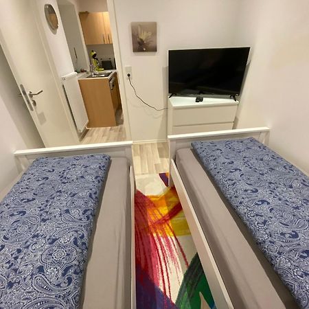 Schoen, Praktisch & Zentrale Lage Bergrheinfeld Ngoại thất bức ảnh